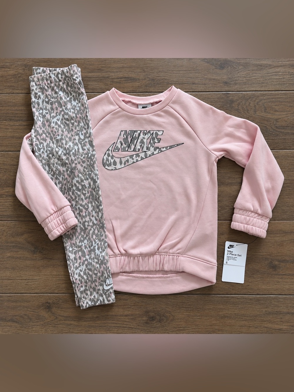 Nike Girls Size 6 Pink/Peach Leopard Print Sweatshirt Leggings 2pc Outfit Set